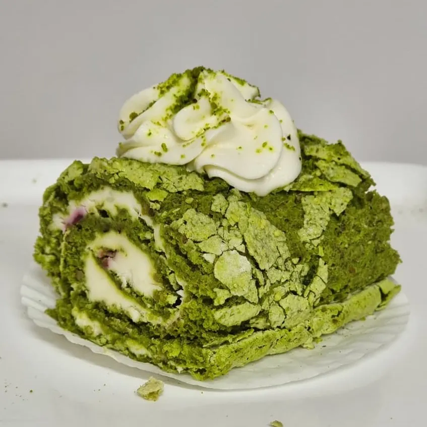 Фисташковый рулет